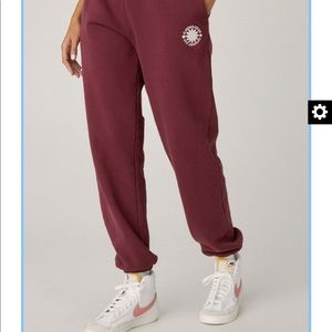 Sunny People Boyfriend Sweatpant in navy blue (daydreamerla.com)